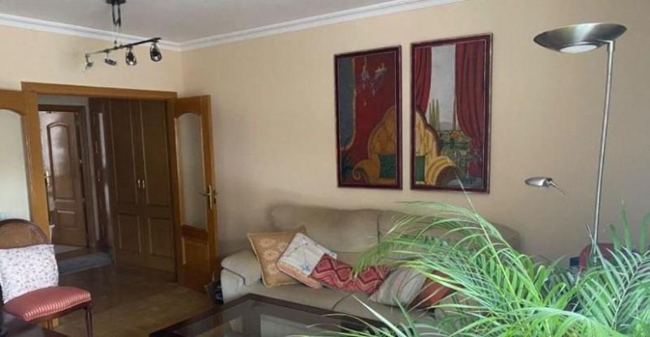 Apartamento en venta en Madrid photo 0