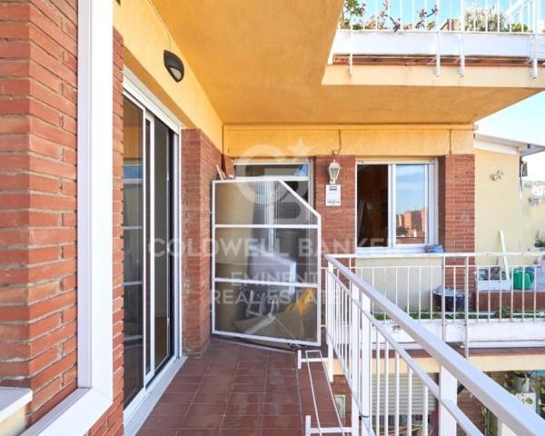 Piso en venta en Sant Andreu de la Barca photo 0