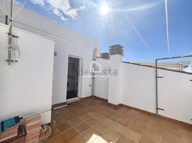 Piso en venta en Sant Lluís photo 0