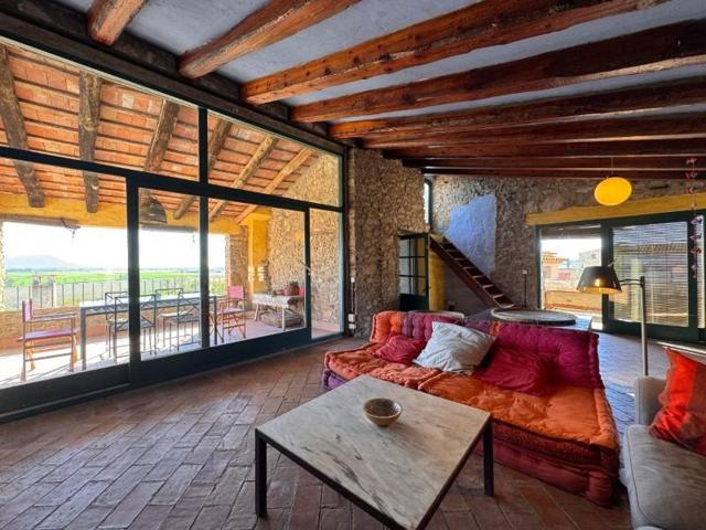 Casa en venta en Foixà photo 0