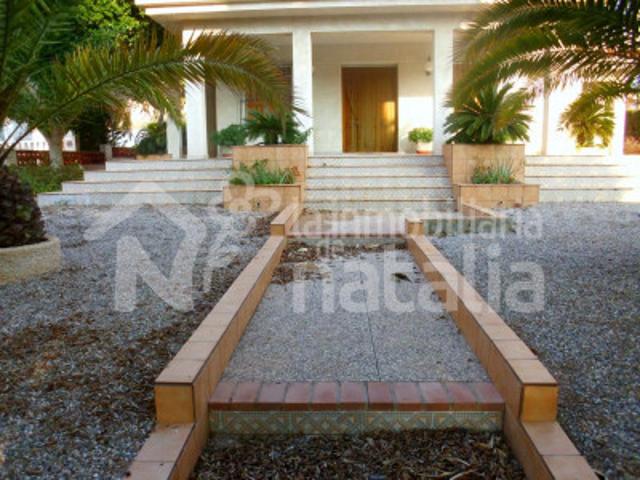 Chalet en venta en Águilas photo 0