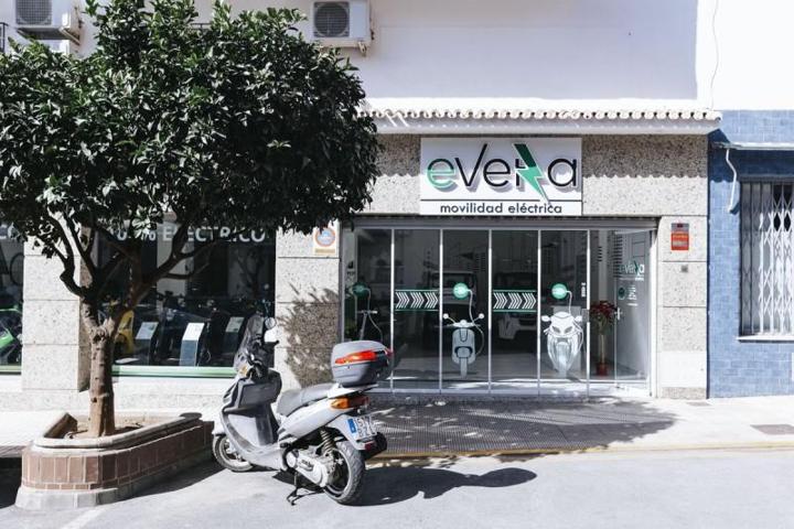 Local comercial en venta en Fuengirola, Centro photo 0