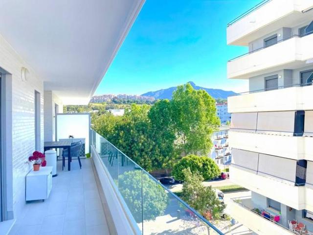 Apartamento en venta en Marbella, Nueva Andalucia photo 0