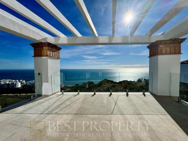 Bungalow en venta en Torrox photo 0