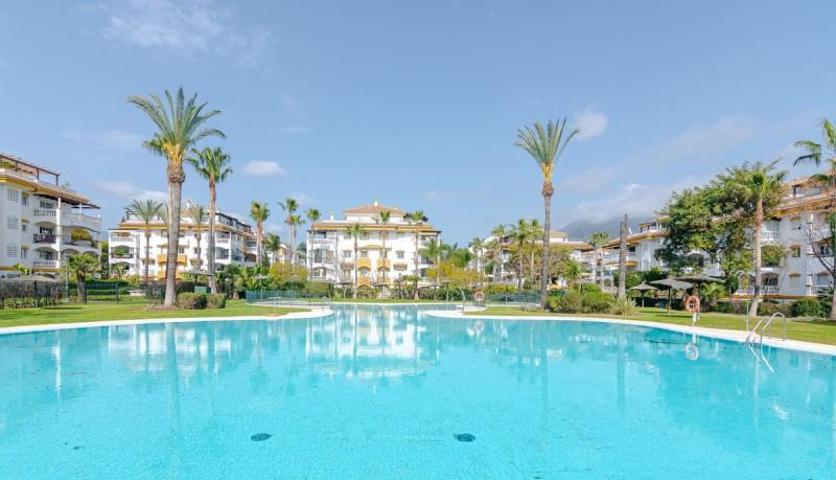 Apartamento en venta en Marbella, Puerto - Puerto Banús photo 0