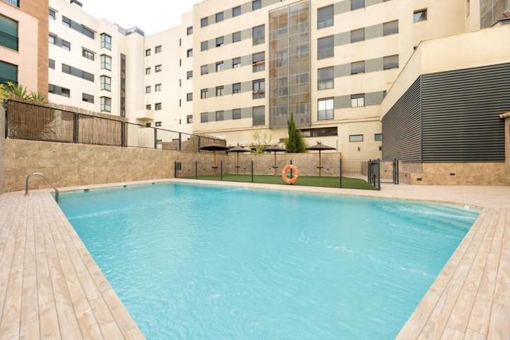 Piso en venta en Granada, Parque Lagos photo 0