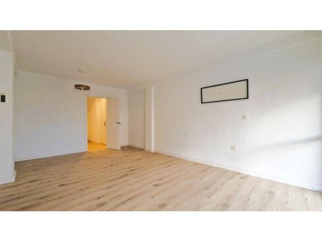 Apartamento en venta en Marbella photo 0