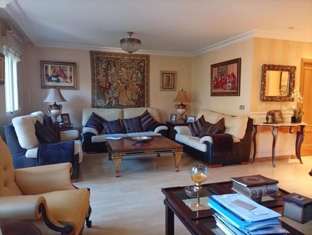 Adosada en venta en Arroyo de la Encomienda, La Vega photo 0