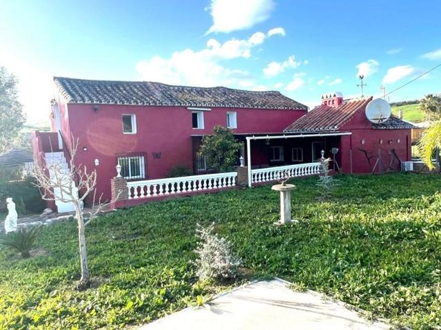 Piso en venta en Coín, Coín photo 0