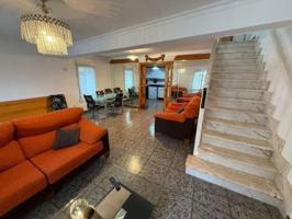 Casa en venta en Noja, Centro photo 0