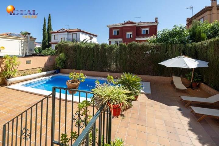 Casa en venta en Cúllar Vega, EL VENTORILLO photo 0