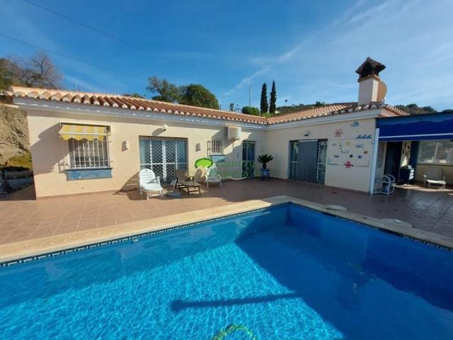 Casa con terreno en venta en Torrox, Torrox photo 0