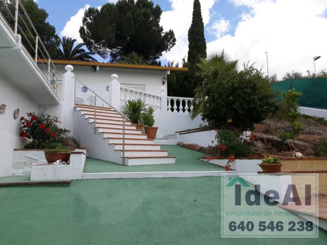 Chalet en venta en Almendralejo, San Marcos - Club photo 0