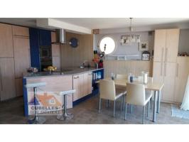 Casa en venta en Cubelles photo 0