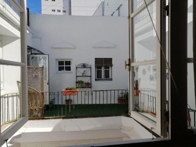 Piso en venta en Cádiz, Cadiz photo 0
