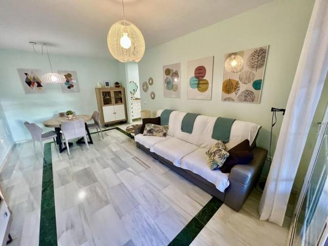 Apartamento en venta en Marbella, Marbella Este photo 0
