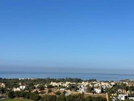 Aticos en venta en Marbella, Marbella Este photo 0