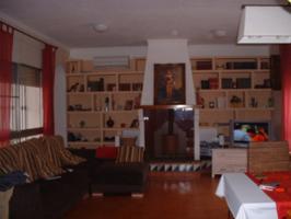 Chalet en venta en Serra, Serra photo 0