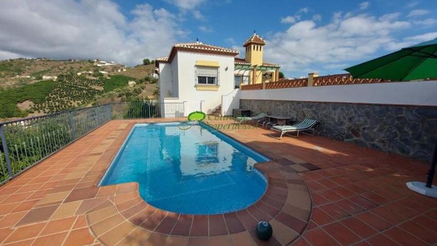 Casa con terreno en venta en Torrox, Torrox photo 0
