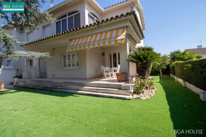 Chalet en venta en Cambrils, Urbanizacion - Vilafortuny photo 0