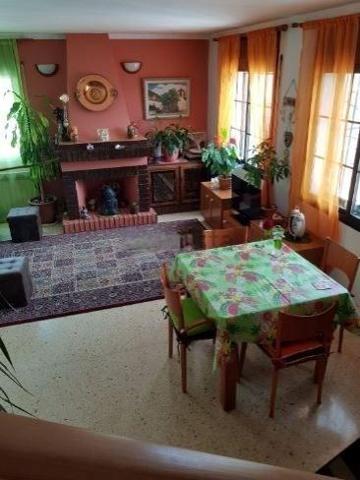 Casa con terreno en venta en Barcelona photo 0