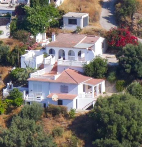 Casa con terreno en venta en Torrox, Torrox photo 0