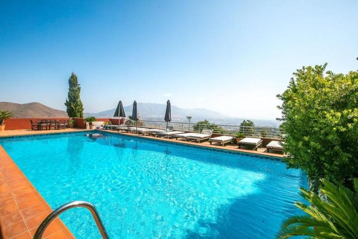 Chalet en venta en Ojén, Ojen photo 0