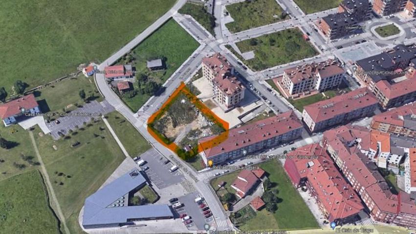 Terreno en venta en Llanera, Lugo de Llanera photo 0