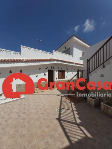 Casa con terreno en venta en Granadilla de Abona, Los Blanquitos photo 0