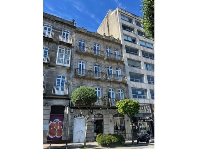 Local comercial en venta en Vigo, Urzaiz-estación autobuses photo 0