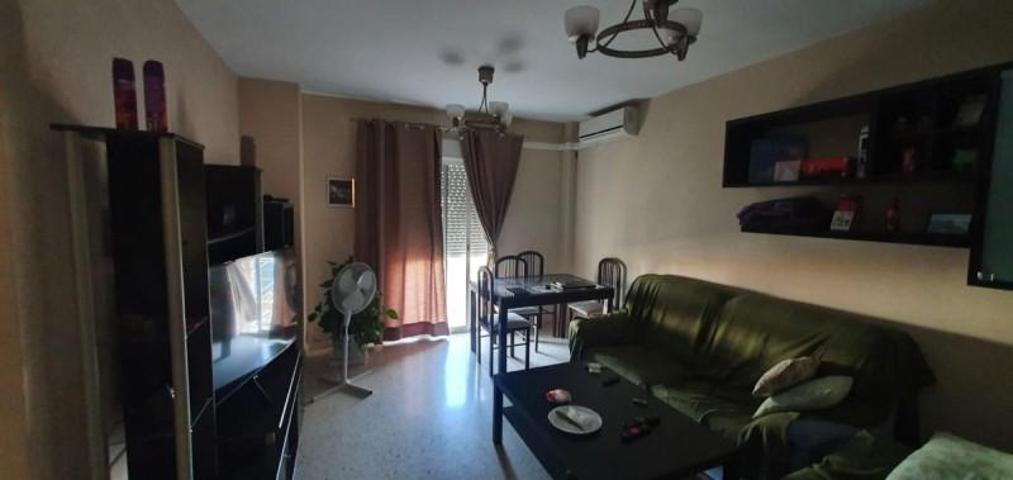 Edificio en venta en Jerez de la Frontera, Este - Las Delicias photo 0