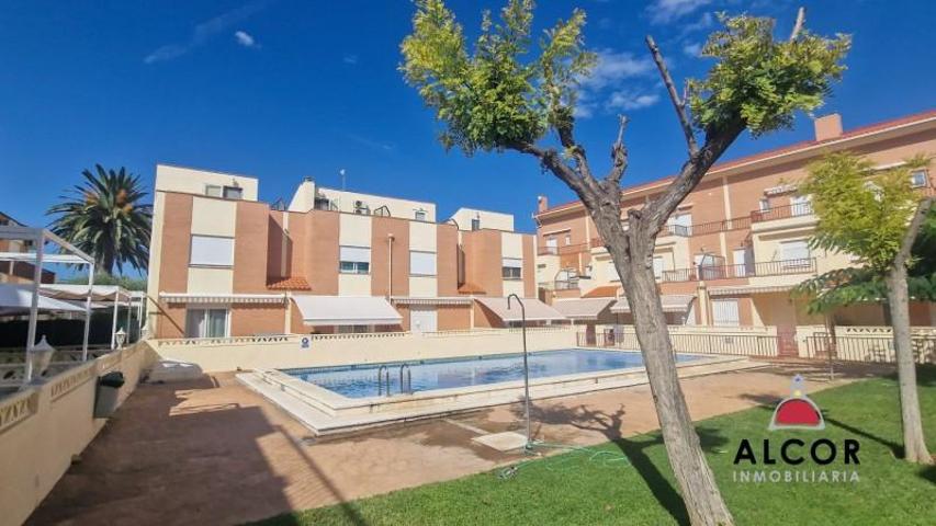 Adosada en venta en Benicarló, La Caracola photo 0