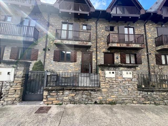 Bungalow en venta en Bossòst photo 0