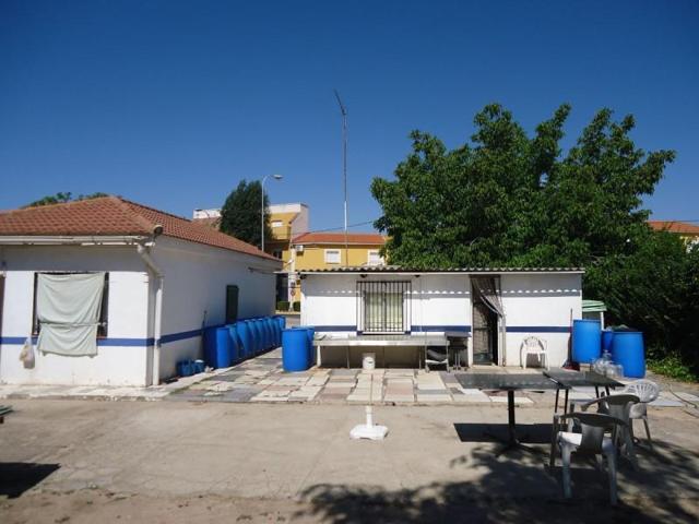 Chalet en venta en Valdepeñas, Subcentro photo 0