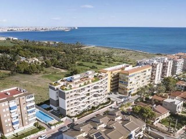 Apartamento en venta en Torrevieja, Punta prima photo 0