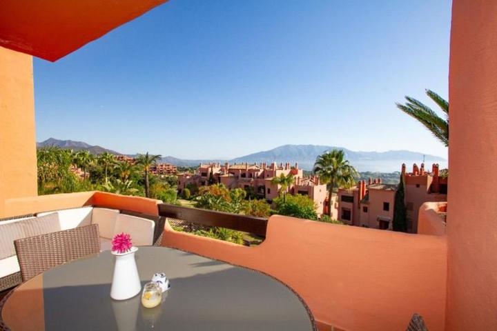 Apartamento en venta en Marbella, El Vicario photo 0