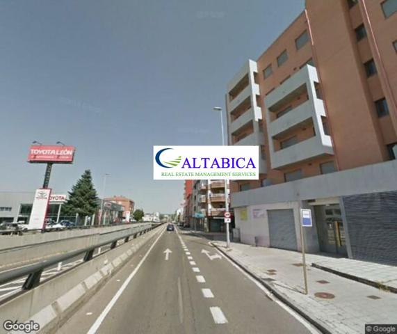 Local comercial en venta en León, La Vega photo 0