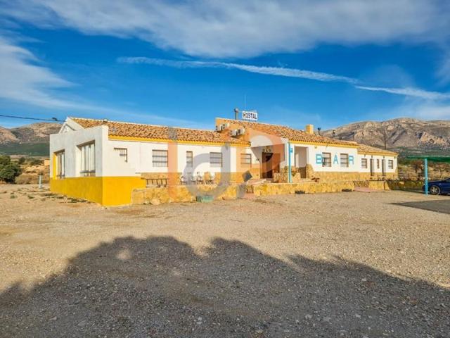 Edificio en venta en Chirivel, Chirivel photo 0