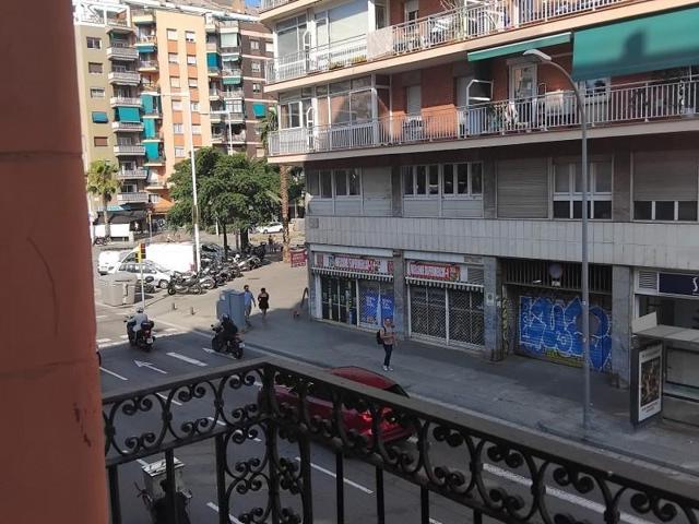 Apartamento en venta en Barcelona photo 0