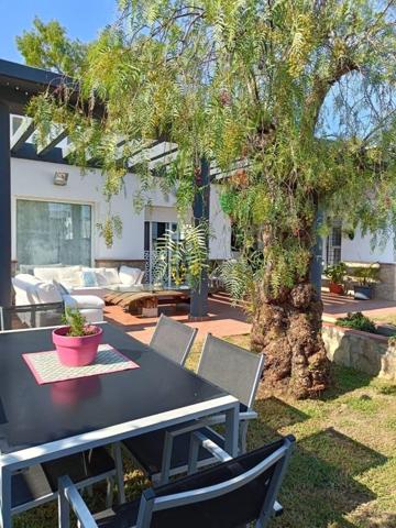 Chalet en venta en Algeciras, Rinconcillo photo 0