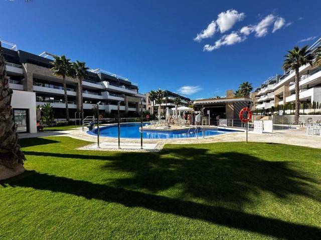 Apartamento en venta en Orihuela Costa, La Zenia photo 0