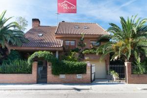 Chalet en venta en Tudela, Centro photo 0