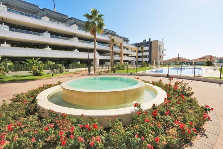 Apartamento en venta en Orihuela Costa, Playa Flamenca photo 0