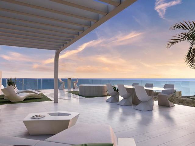 Apartamento en venta en Fuengirola photo 0