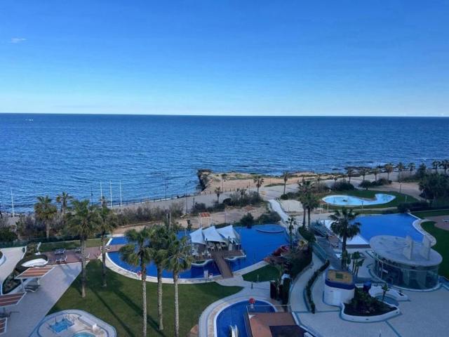 Apartamento en venta en Torrevieja, Punta Prima photo 0