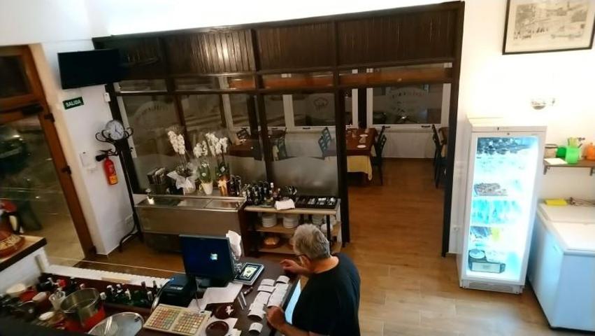 Local comercial en venta en Fuengirola, Puerto Deportivo photo 0