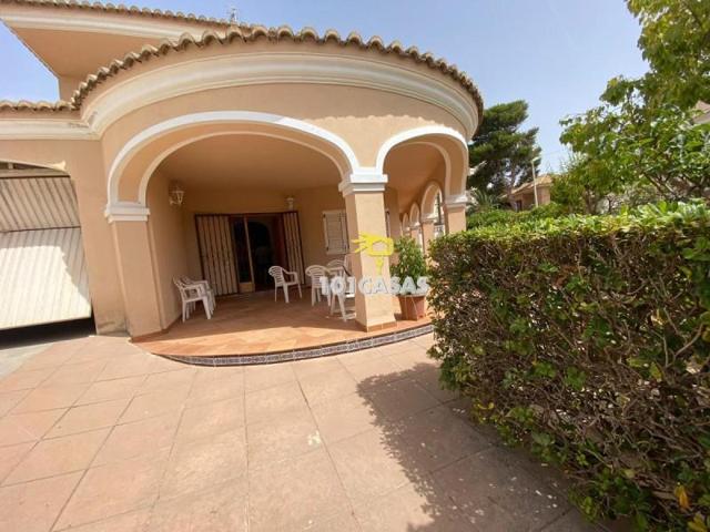 Chalet en venta en Sueca, Playa Mareny Blau photo 0