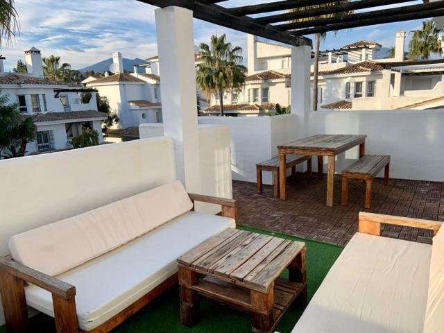 Piso en venta en Marbella, Nueva Andalucia - La Dama De Noche photo 0