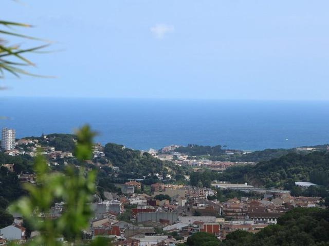 Casas de pueblo en venta en Arenys de Munt photo 0