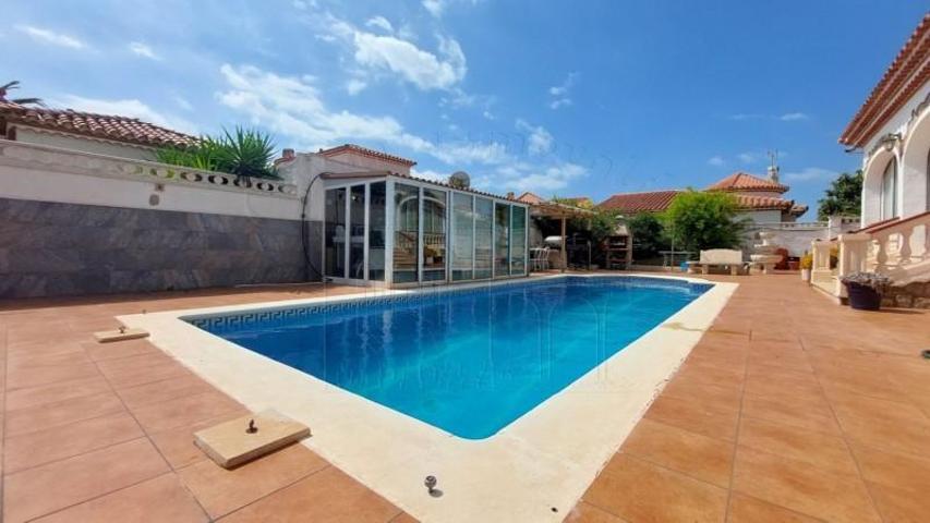 Chalet en venta en Mont-roig del Camp, Centro photo 0